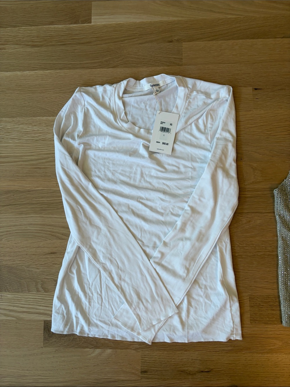 Splendid White Long Sleeve V-Neck Tee
